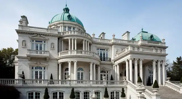 مالیات خانه های لوکس چقدر است